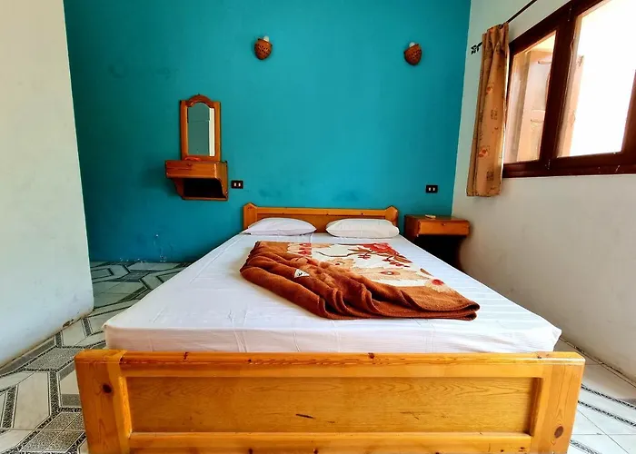 Jowhara Hostel *