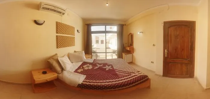 Jowhara Hostel *
